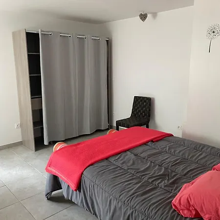 La Bergerie Apartment *