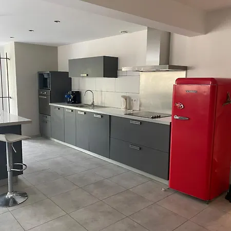 La Bergerie アパート *